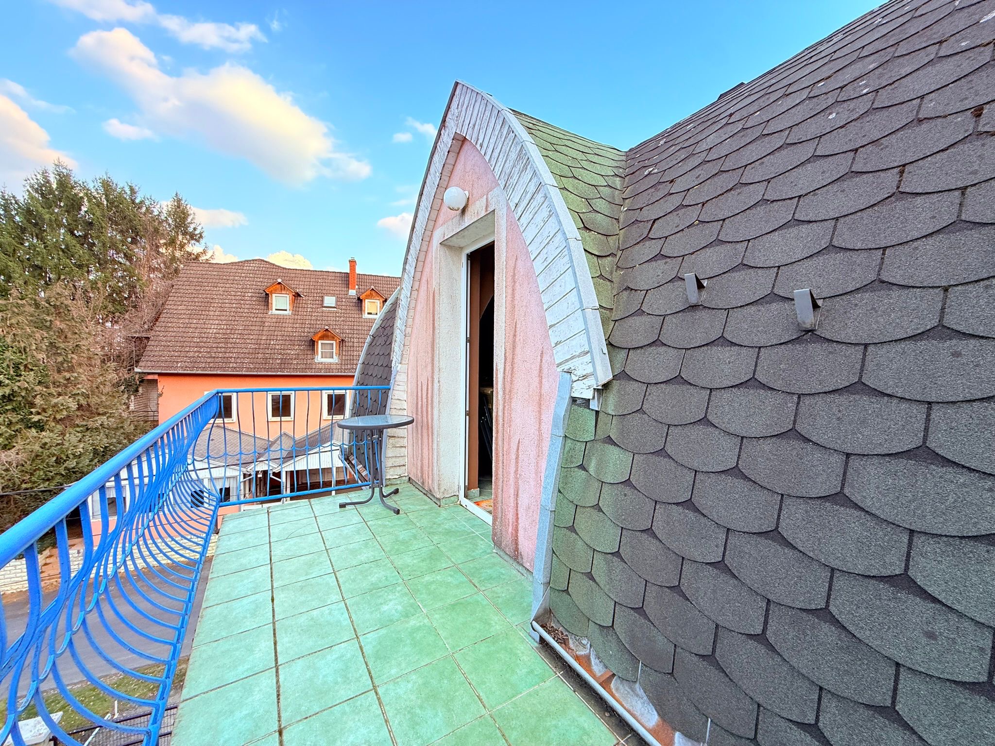 d53df3e1-2104-426f-8cce-81eab4efa42b