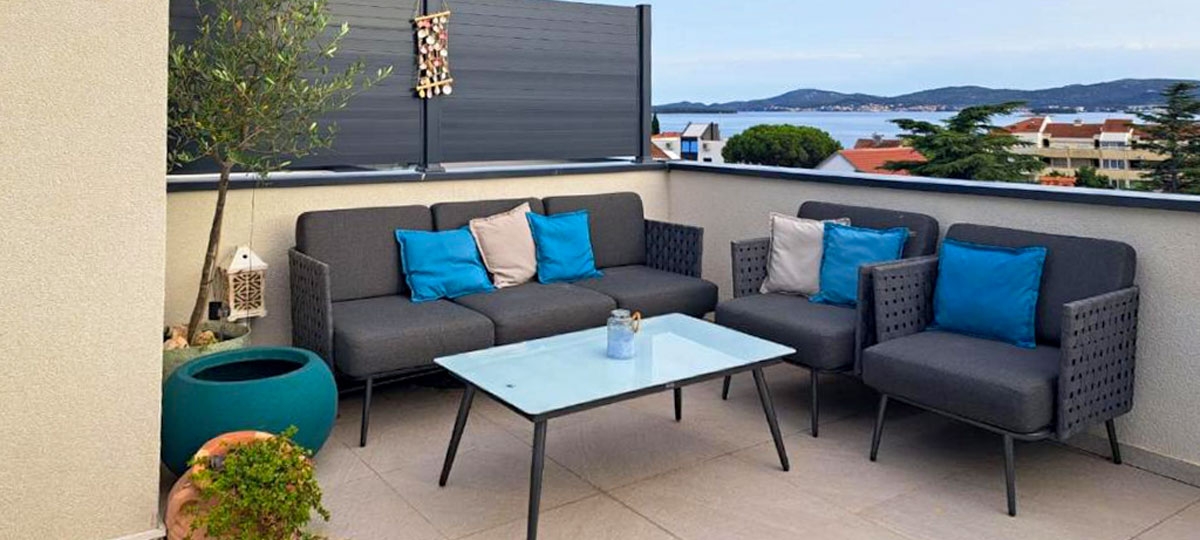 penthouse-s-krovnom-terasom-jacuzzijem-i-pogledom-na-more_3