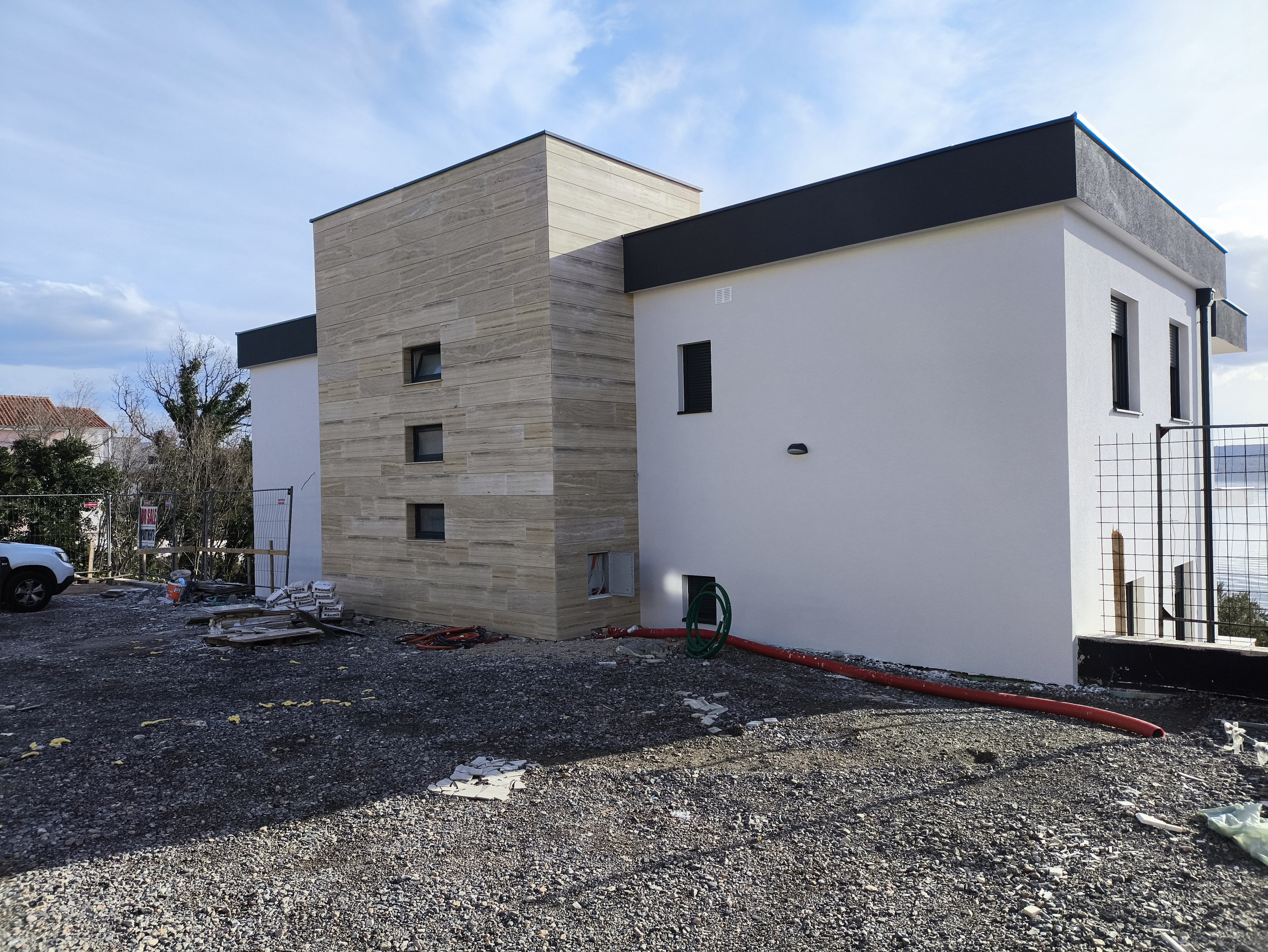 stan-u-novogradnji-u-neposrednoj-blizni-plaze_11