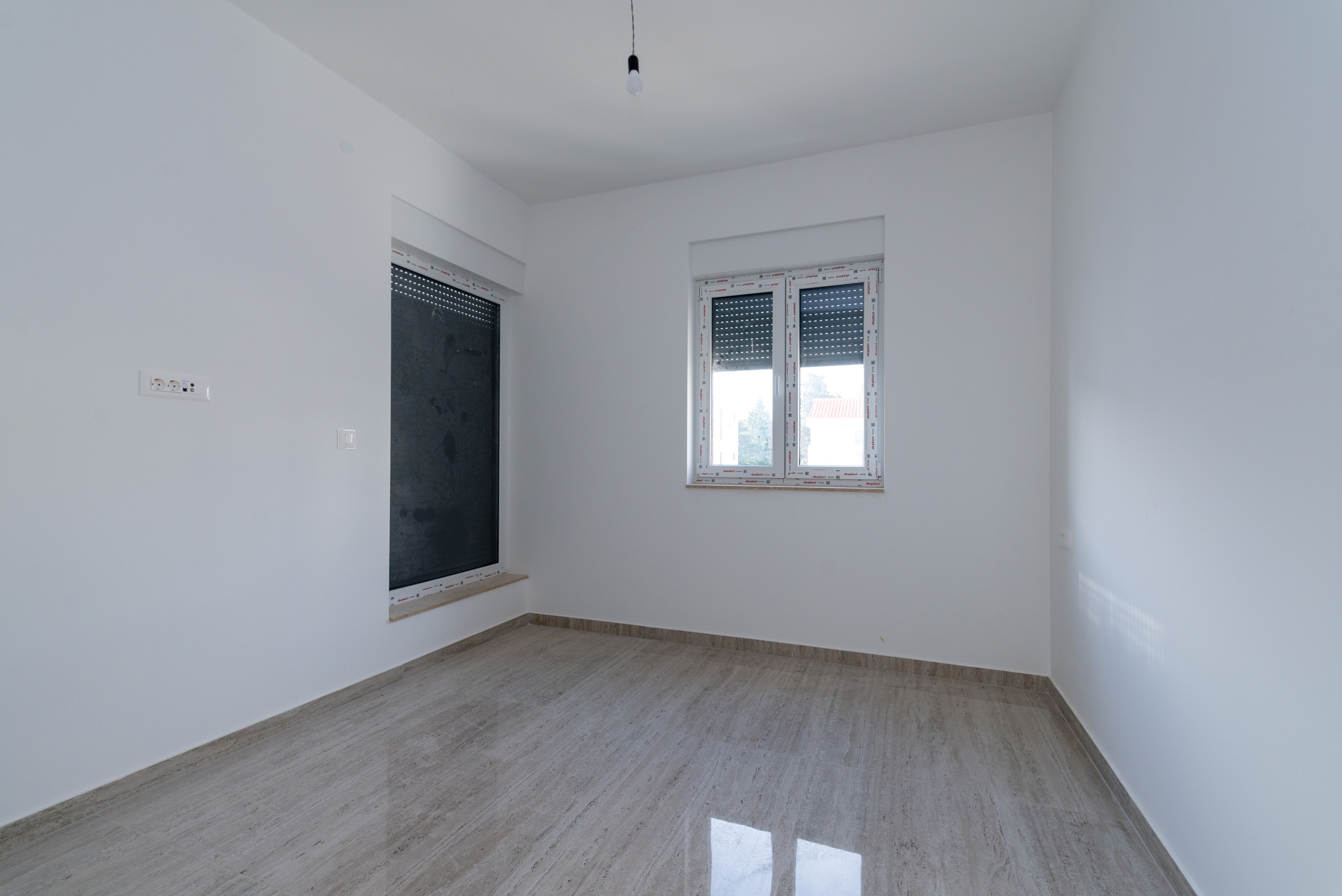 stan-u-novogradnji-u-neposrednoj-blizni-plaze_15