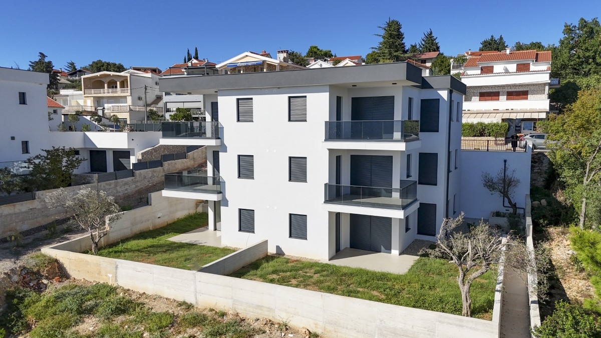 stan-u-novogradnji-u-neposrednoj-blizni-plaze_3