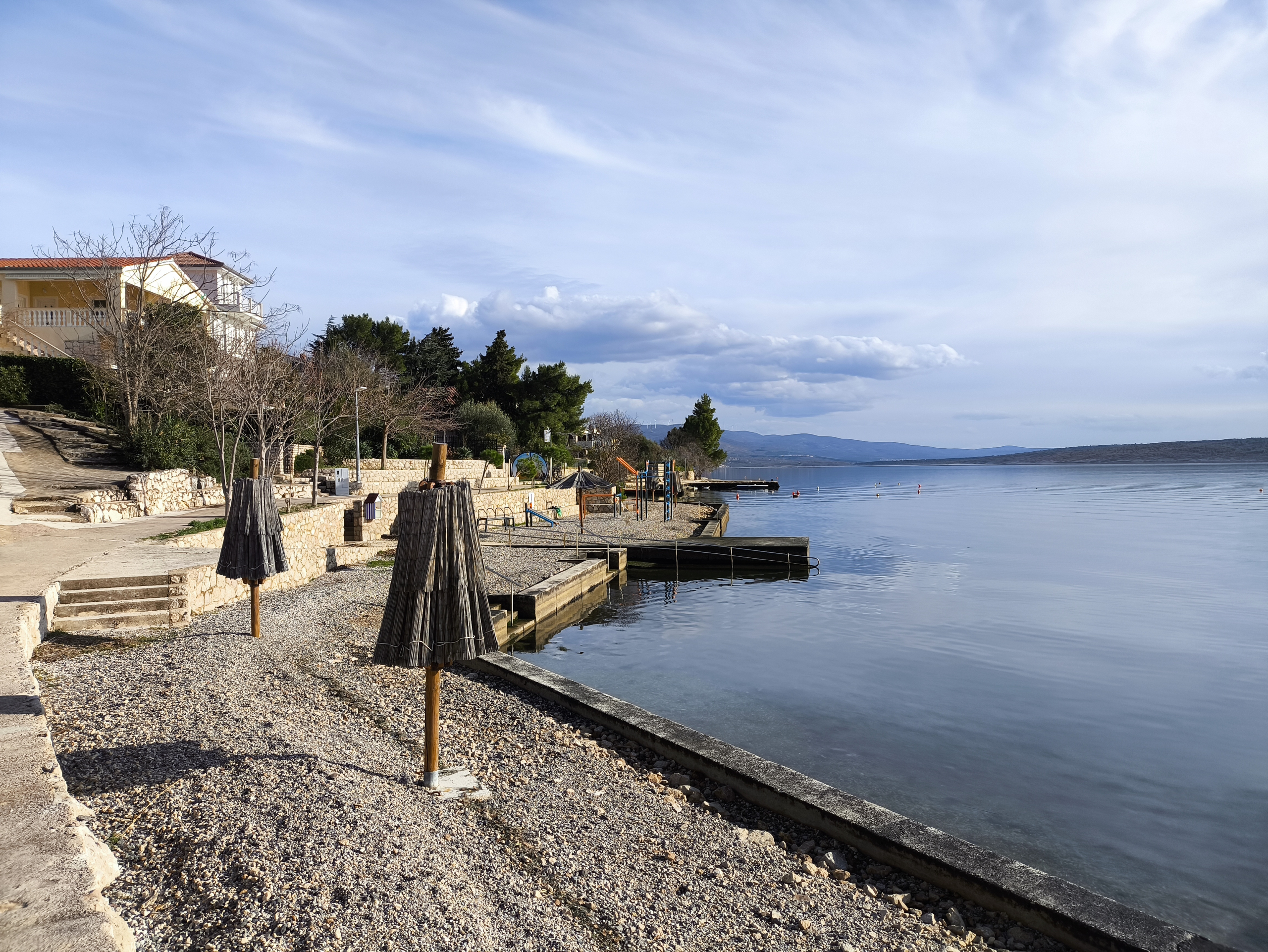 stan-u-novogradnji-u-neposrednoj-blizni-plaze_9